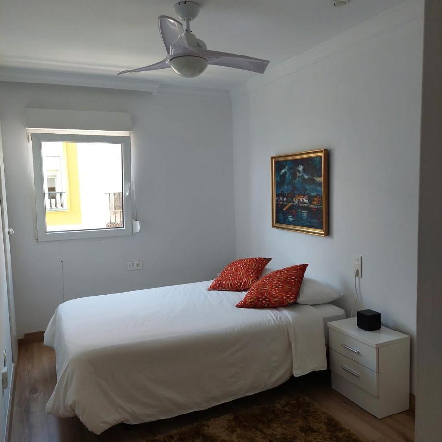 Apartamento Frente A La Playa Piso 2 Estepona Bagian luar foto